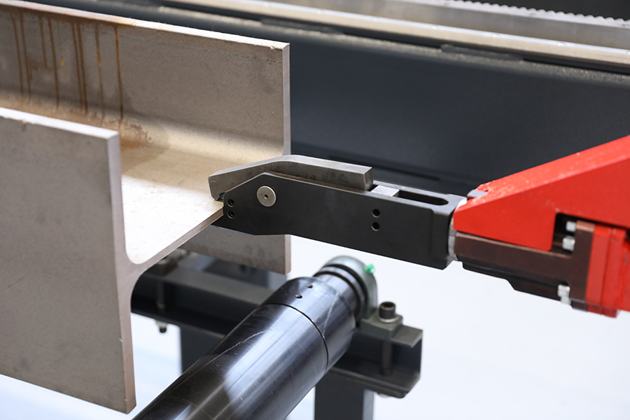 3ADM_ECO_7_Axis_Three_Spindle_CNC_Beam_Drill_Line_2